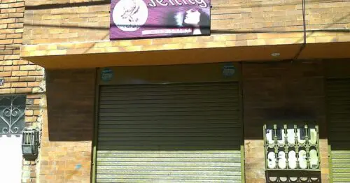 SALON DE BELLEZA JENNYS SALON DE BELLEZA JENNYS